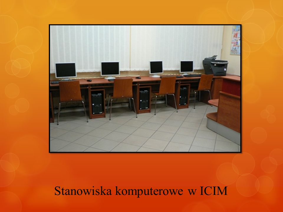 Stanowiska komputerowe w ICIM